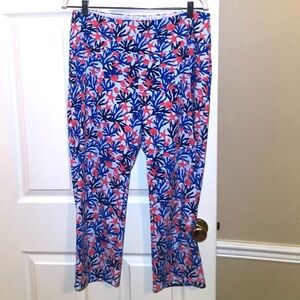 Slender Shapes Starfish & Coral Motif Capri Length Legging. Size XL